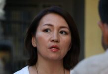 «Қазақтар сапасыз ұлт» деп пост жазған ақын полицияға шақыртылды